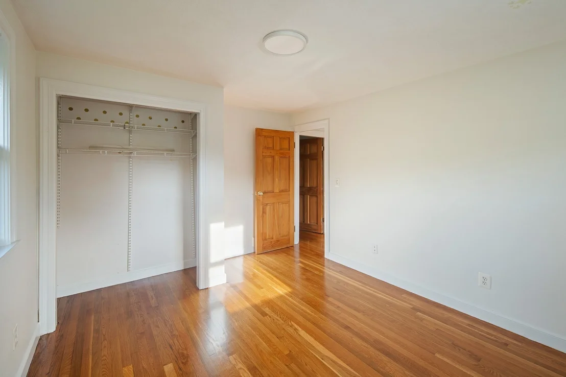 Photo of 21 Turner Dr