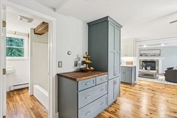 Photo of 118 River Rd