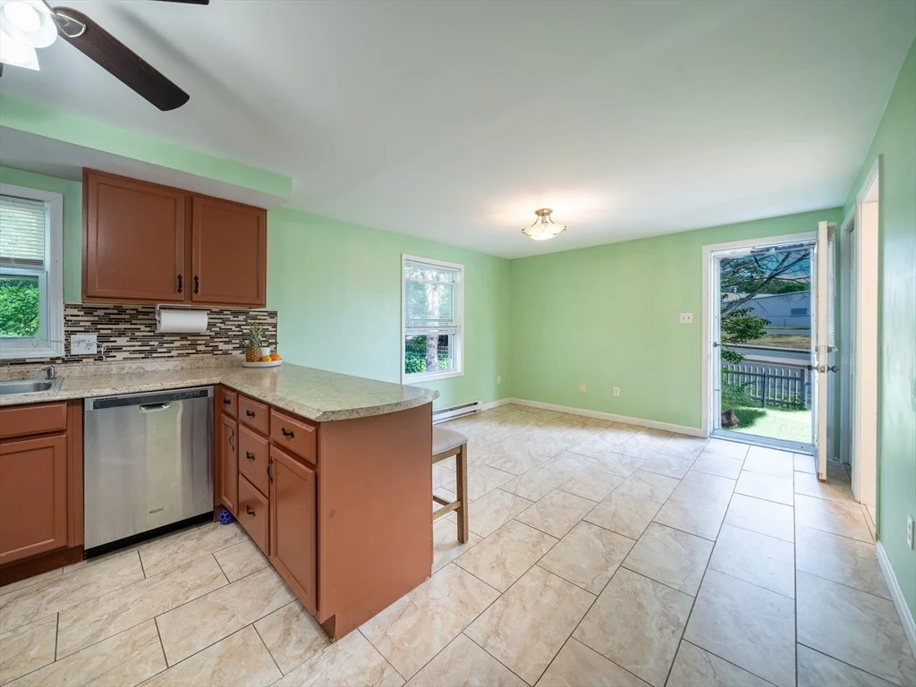 Photo of 2 Amesbury St