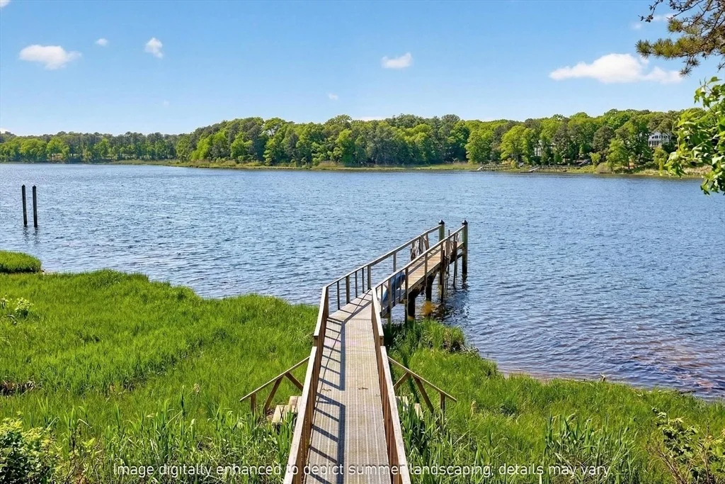 Photo of 359 Santuit Road
