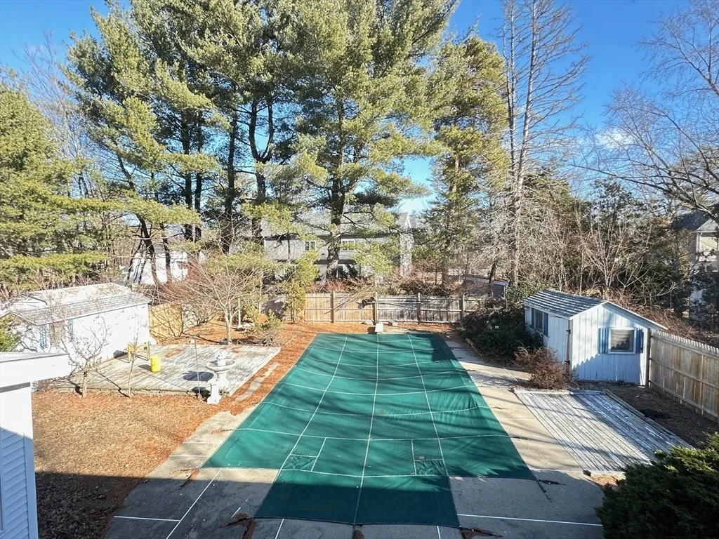 Photo of 24 Hemlock Dr