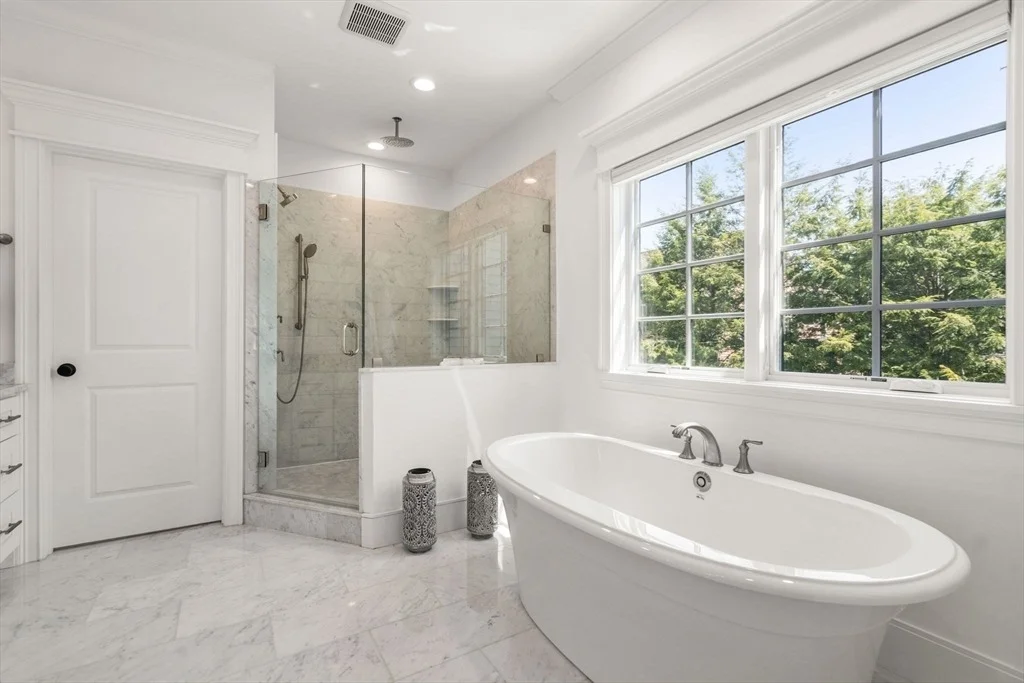 Photo of 33 Hickory Rd