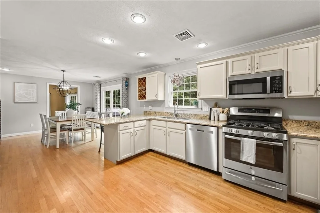 Photo of 130 Deer Hollow Trail