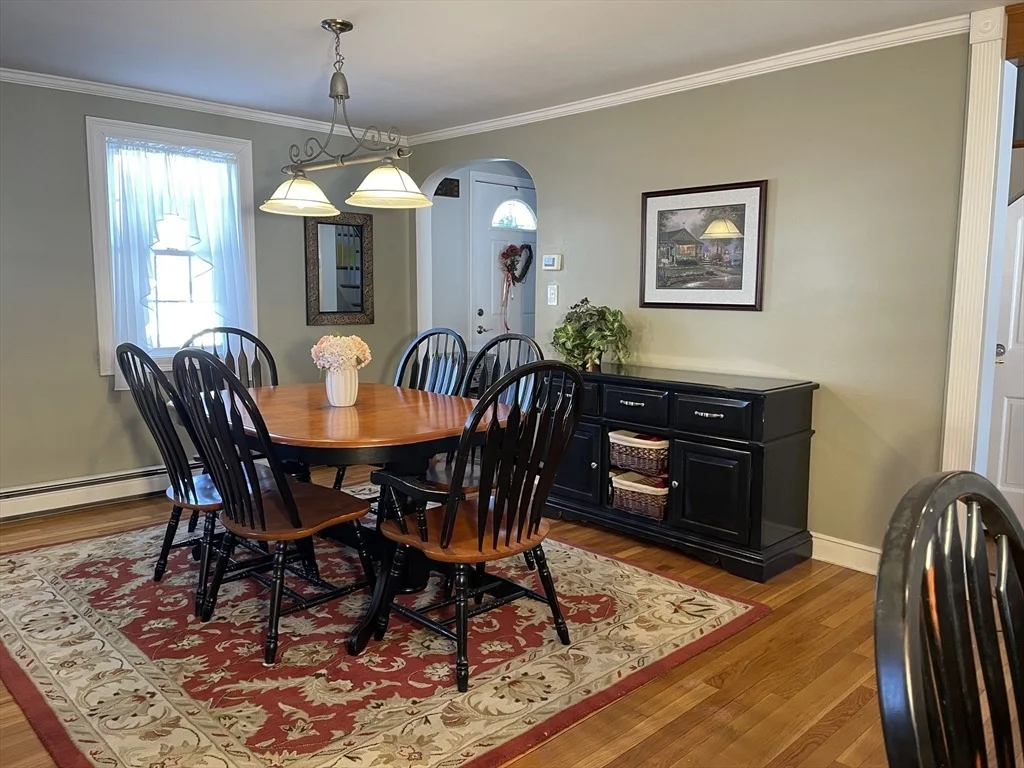Photo of 255 River St