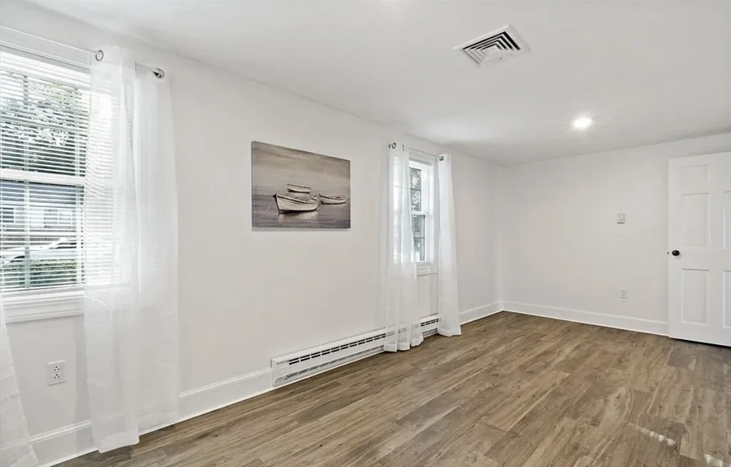 Photo of 22 Riverside Drive