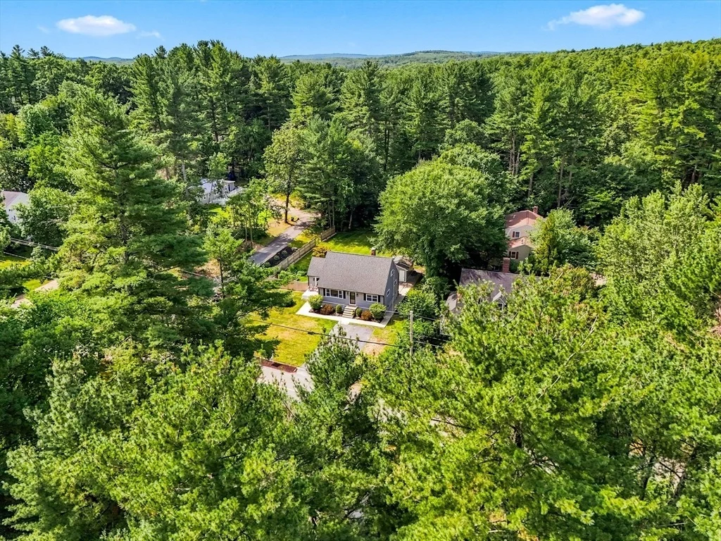 Photo of 148 Lost Lake Dr