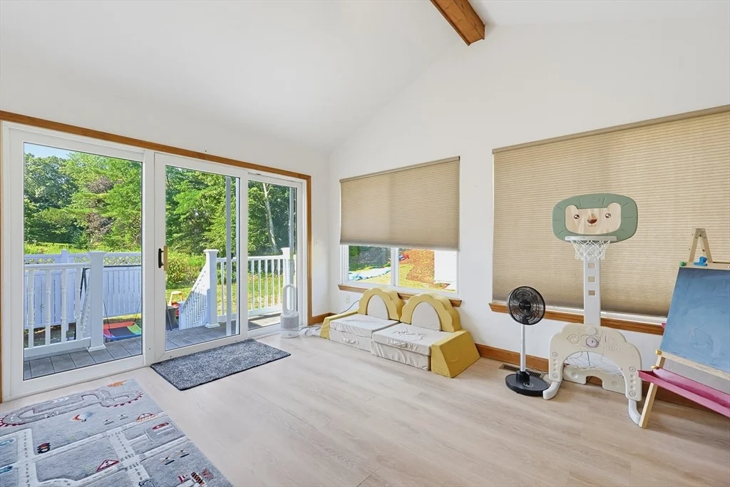Photo of 19 Weir Rd