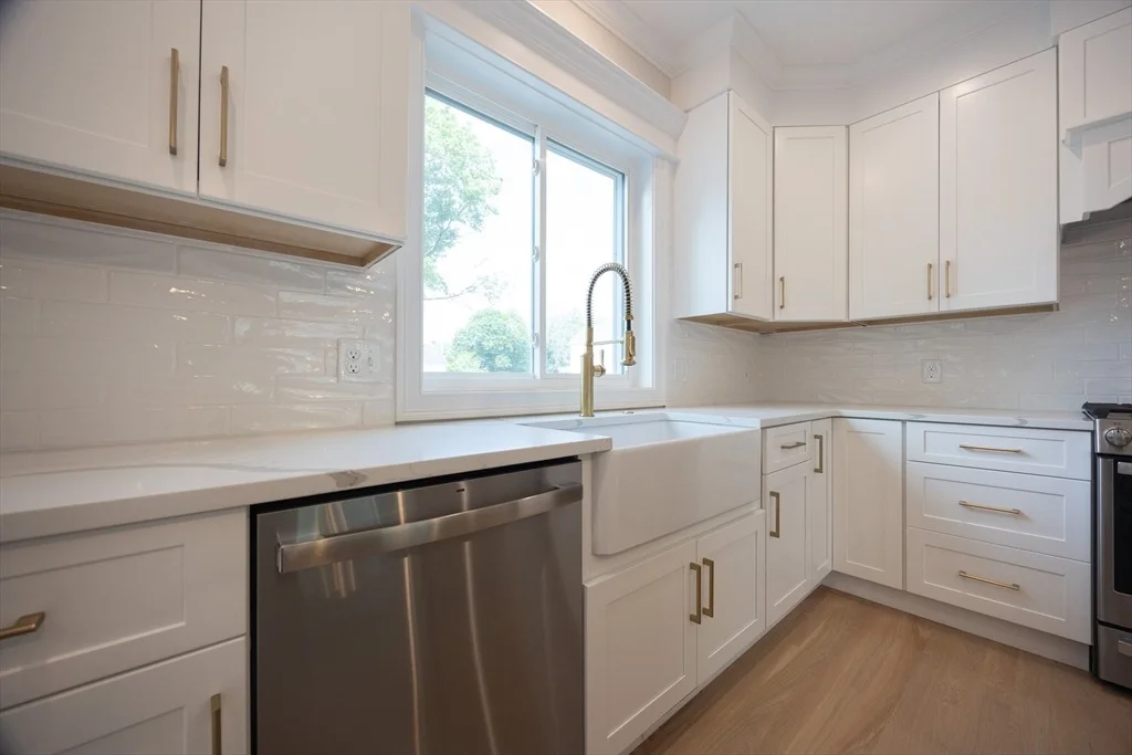 Photo of 120 Arnold St