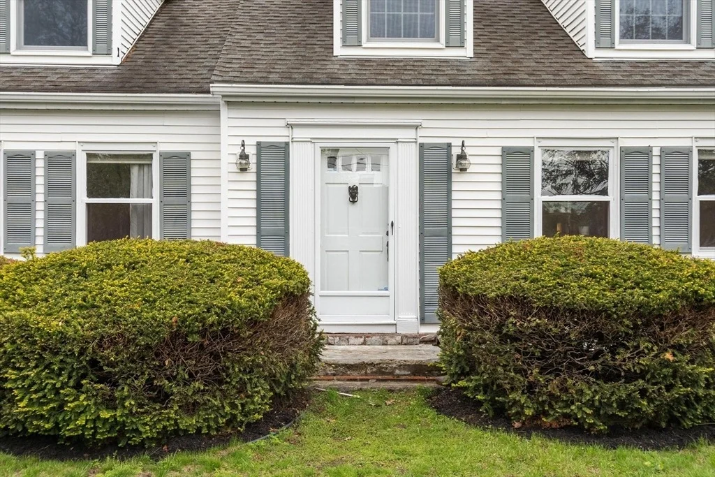 Photo of 289 Sterling Rd