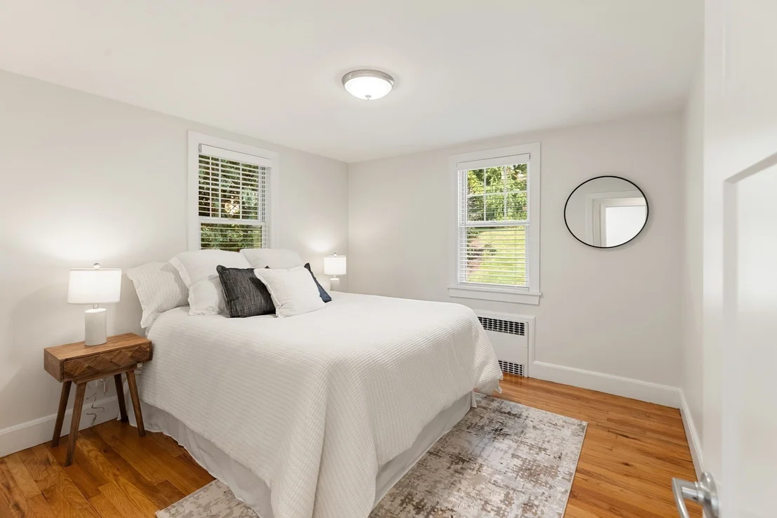 Photo of 11 Stratham Rd