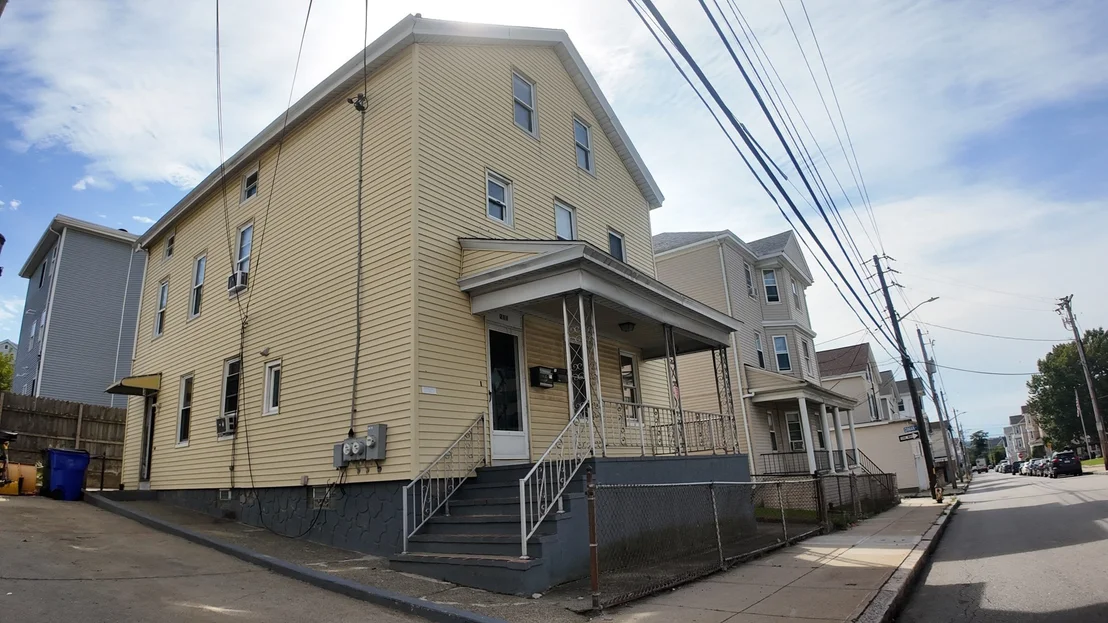 Photo of 211 Wiliam