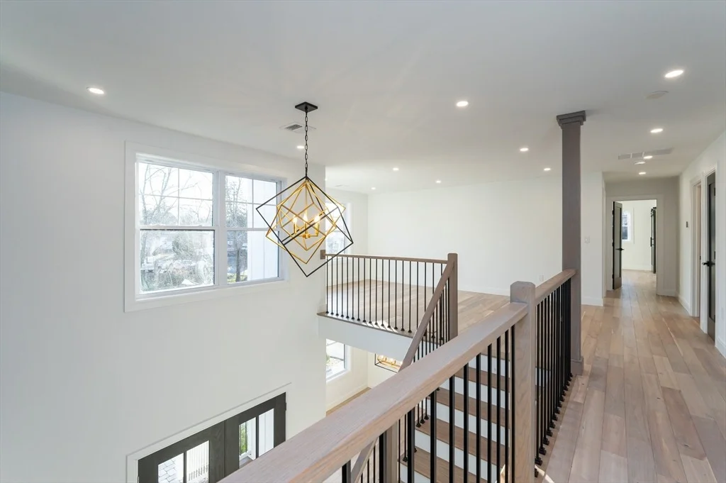 Photo of 2 Spring Meadow Dr