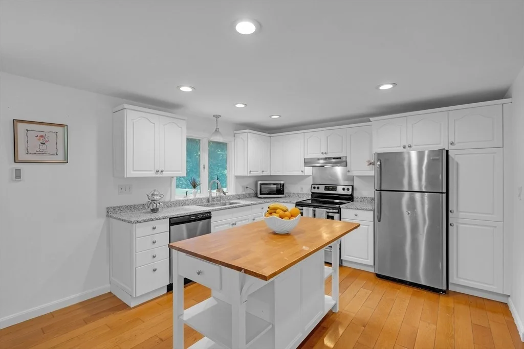 Photo of 27 Hillside Dr
