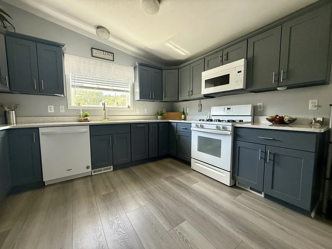Photo of 156 Vineyard Drive