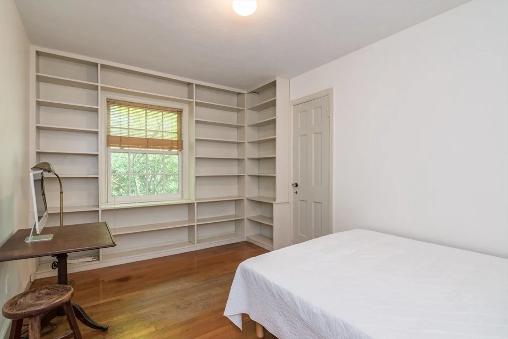Photo of 52 Ward Ave