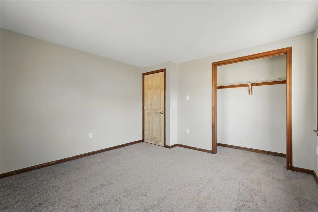 Photo of 195 Susan Drive