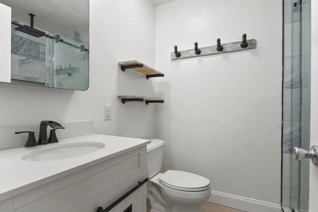 Photo of Unit G at 200 Brookside Drive