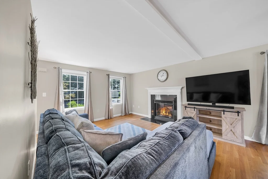 Photo of 104 Kimball Rd