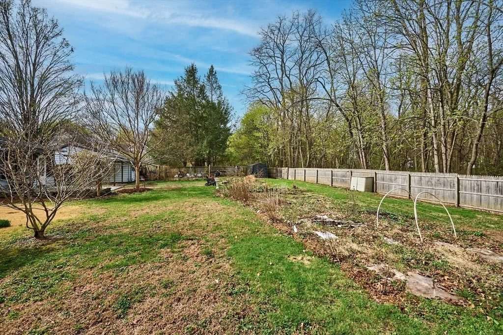 Photo of 56 Oak St