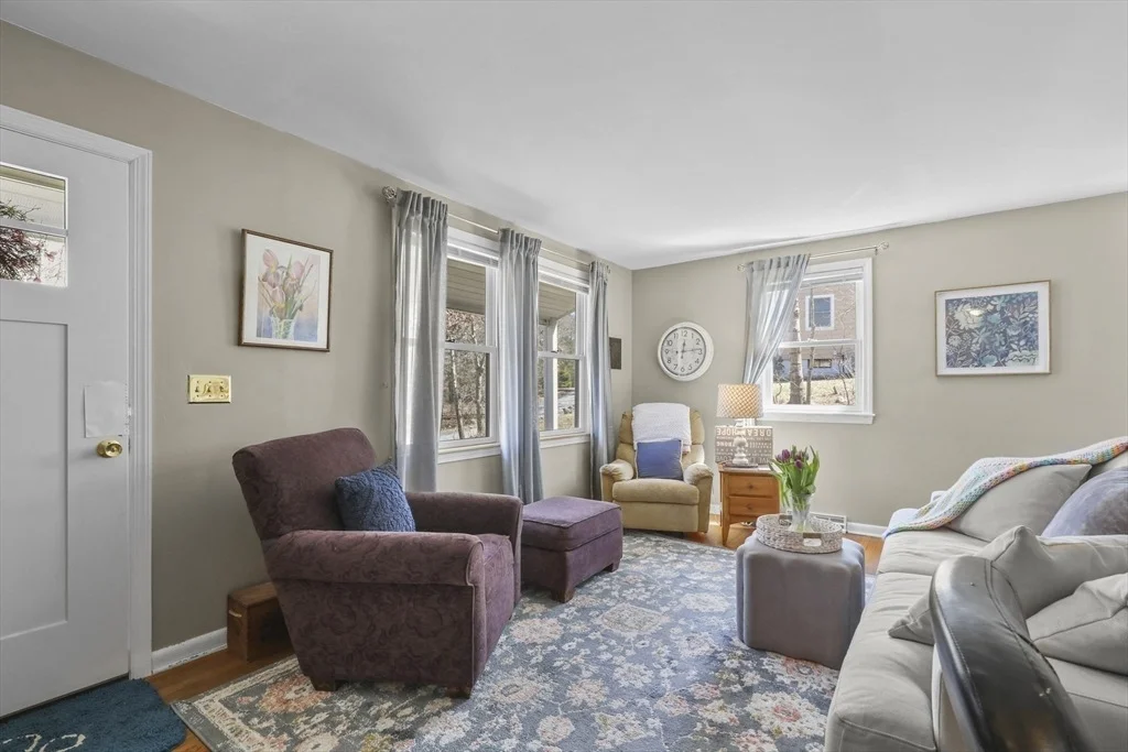 Photo of 47 Cliff Rd