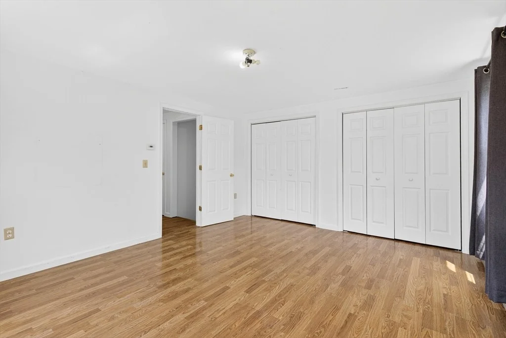 Photo of 32 Sarah Ln