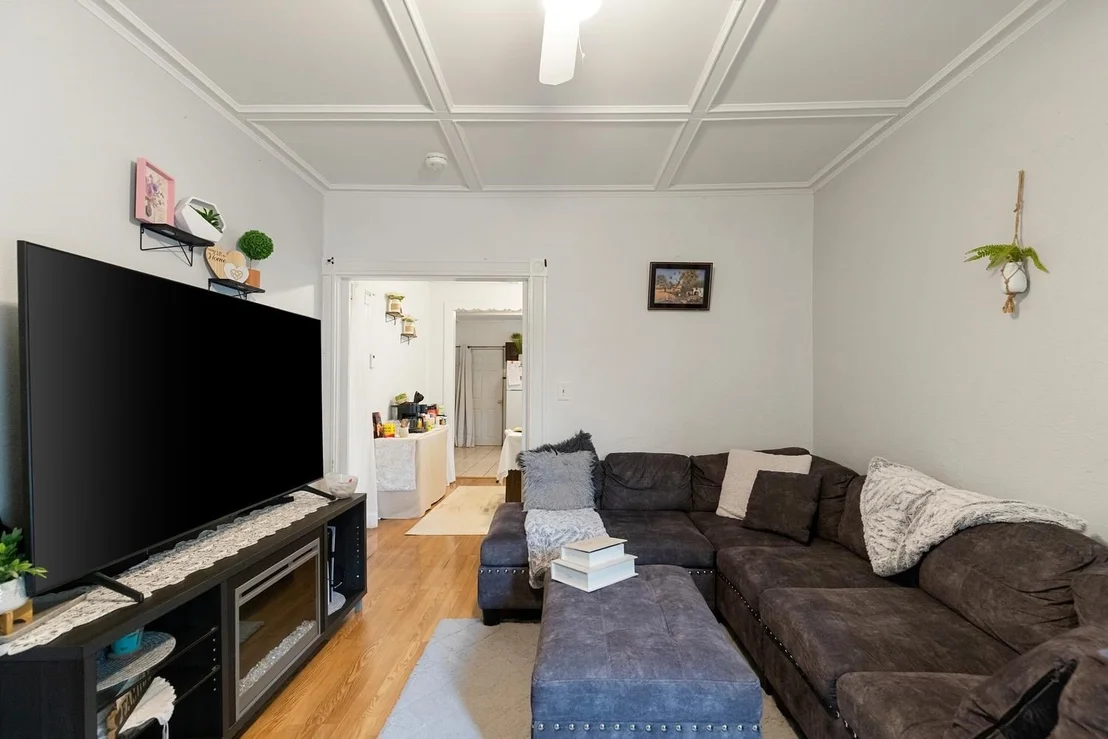 Photo of 9 Knowlton Sq