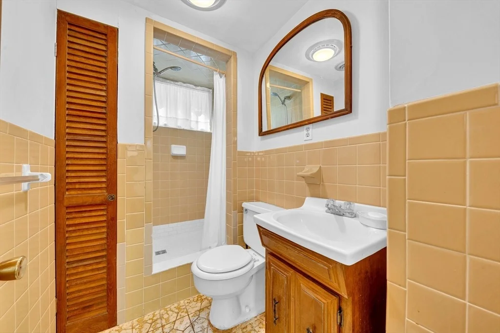 Photo of 43 Plain Rd