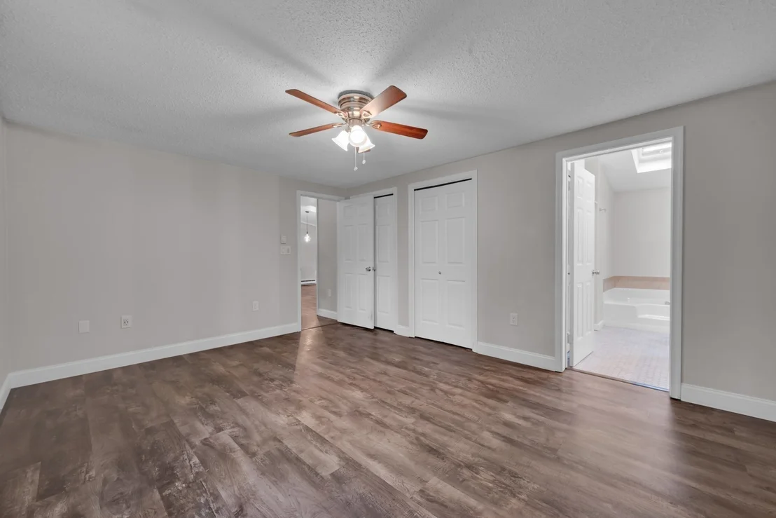 Photo of 139 Podunk Rd