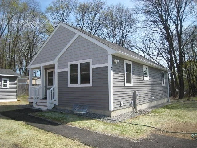 Photo of 15 Blithewood Ave