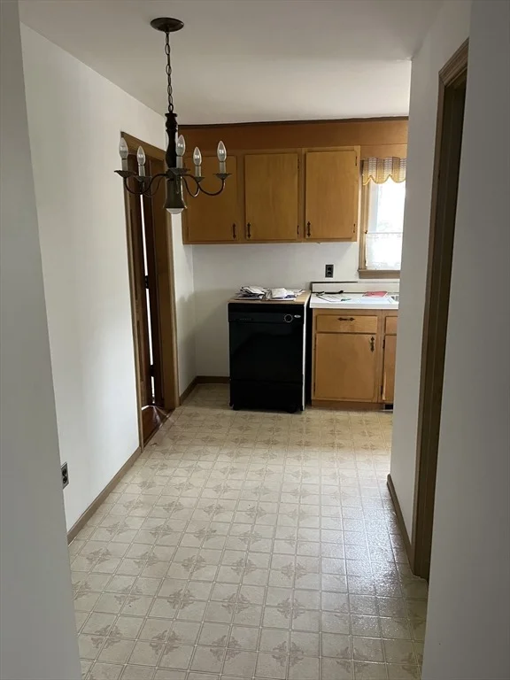 Photo of 27 Joyce Avenue