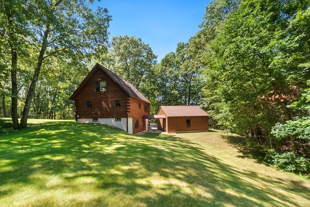 Photo of 19 Taylor Hill Rd