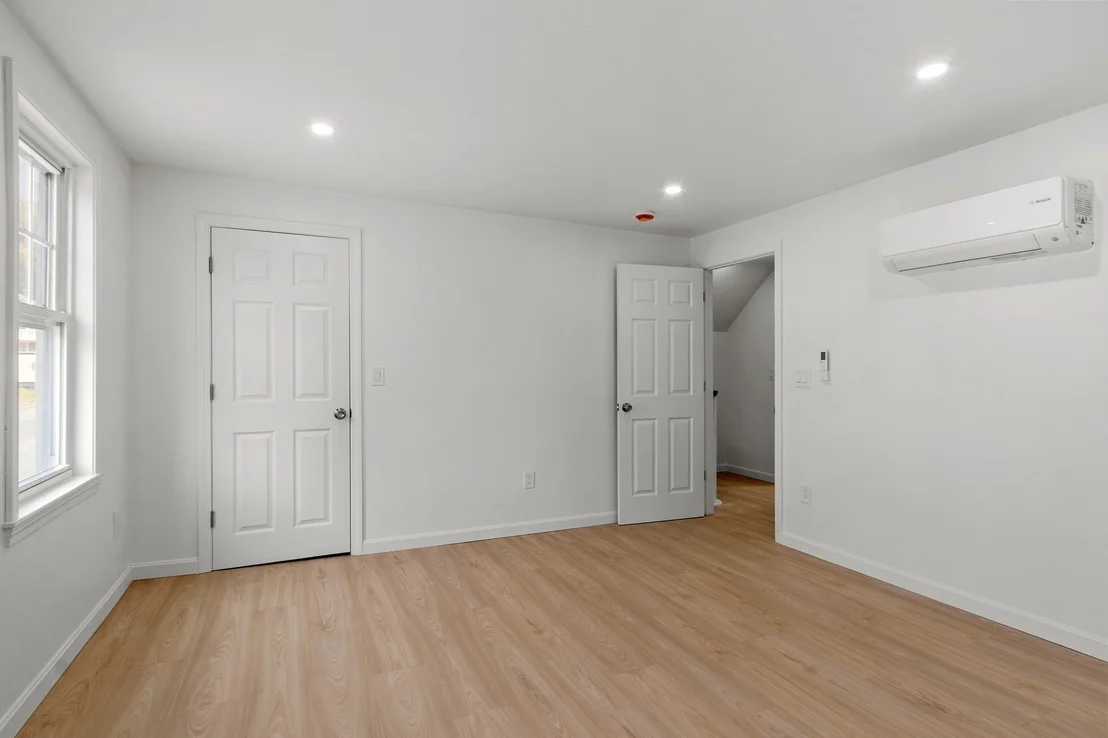 Photo of 468 Parker Street