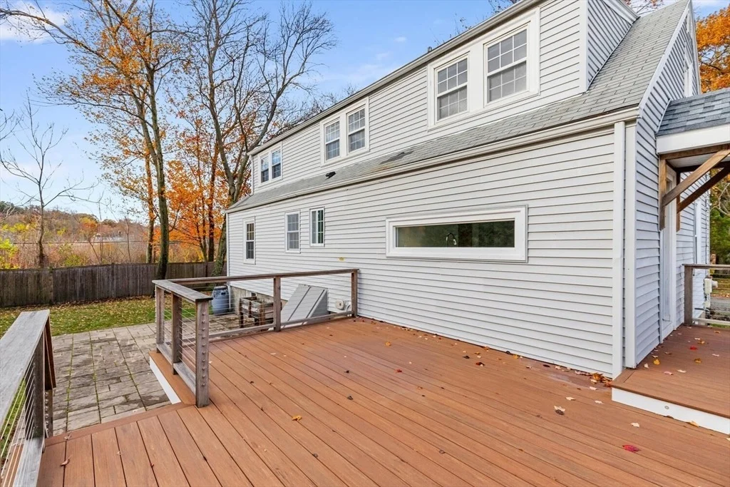 Photo of 10 Wolcott St