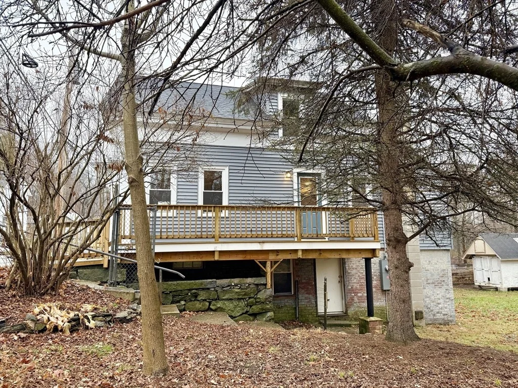 Photo of 89 W Main St.