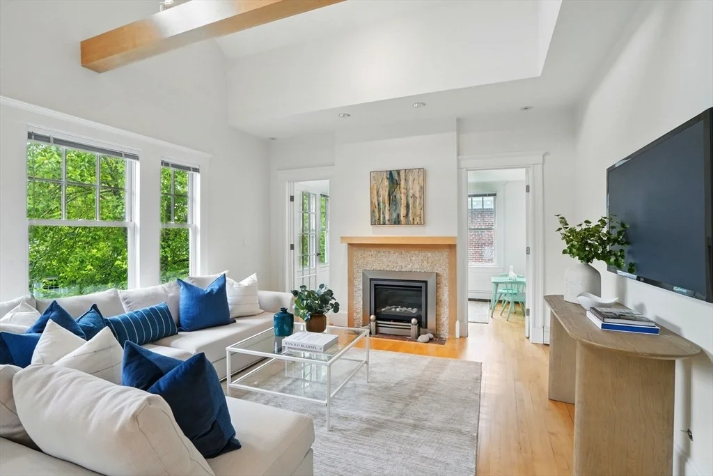 Photo of 11 Longfellow Rd