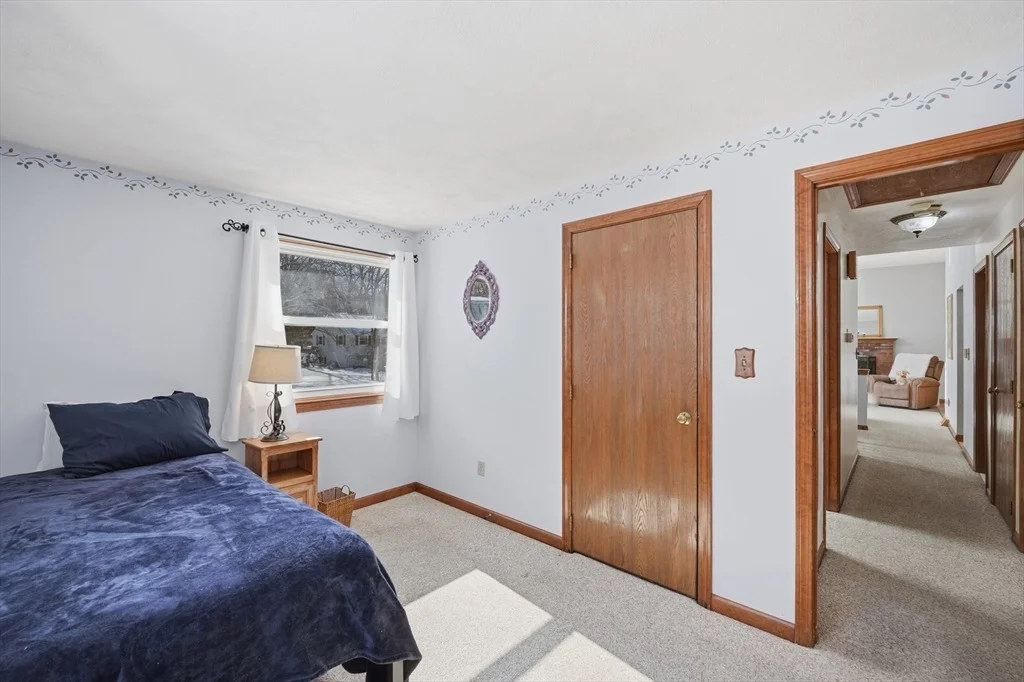 Photo of 69 Johansen Dr