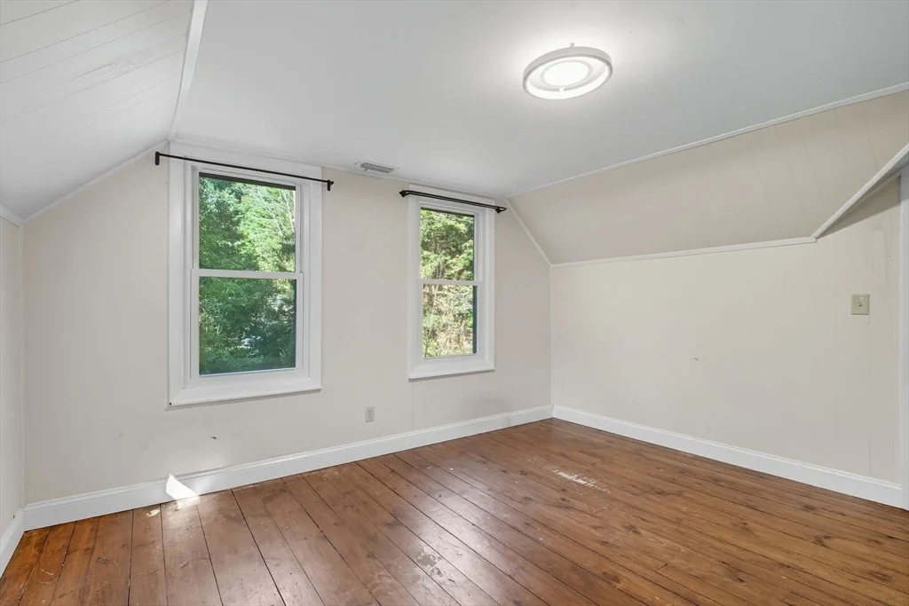 Photo of 259 Long Plain Rd