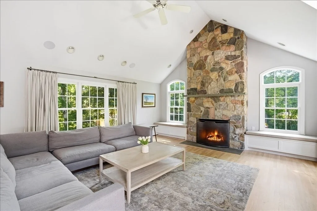 Photo of 12 Stagecoach Rd