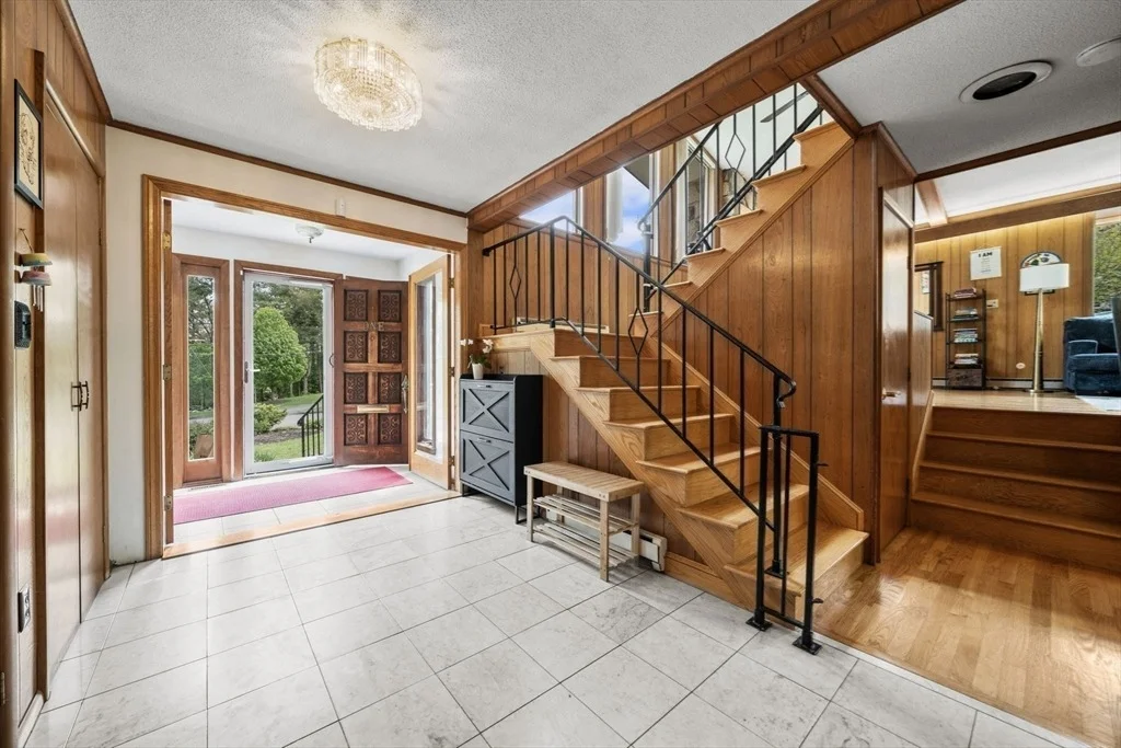 Photo of 1 Hemlock Dr