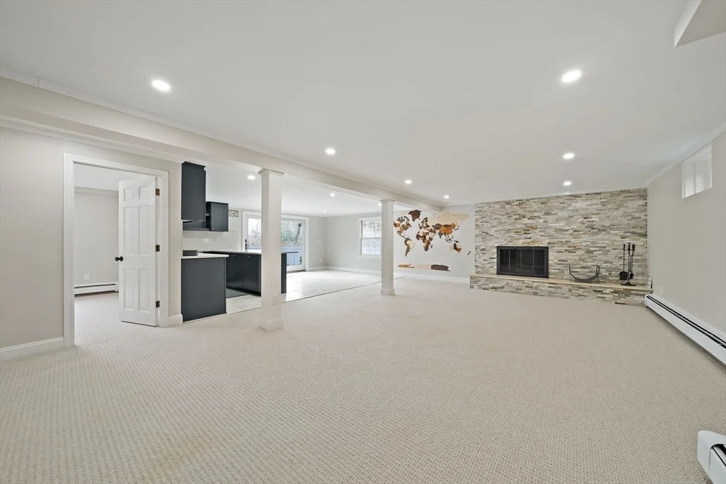 Photo of 49 Algonquin Rd