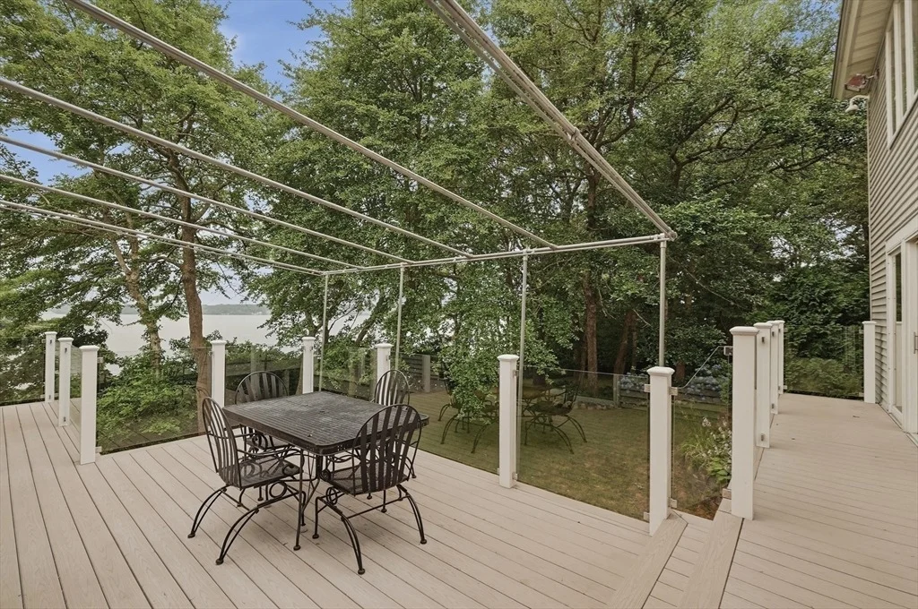 Photo of 34 Shirley Point Rd