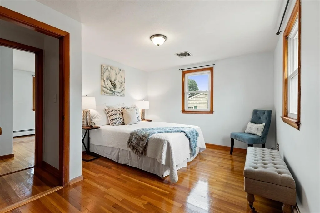 Photo of 4 Eileen Rd