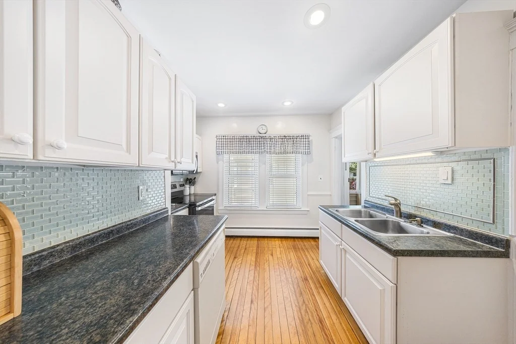 Photo of 34 Monroe Ave