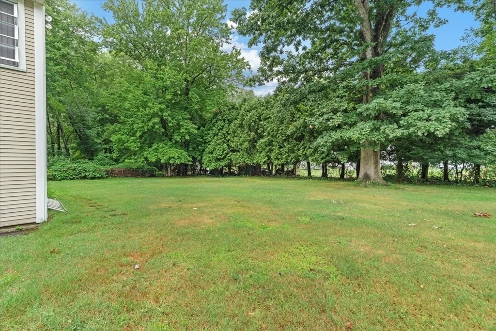 Photo of 17 Brewster Dr