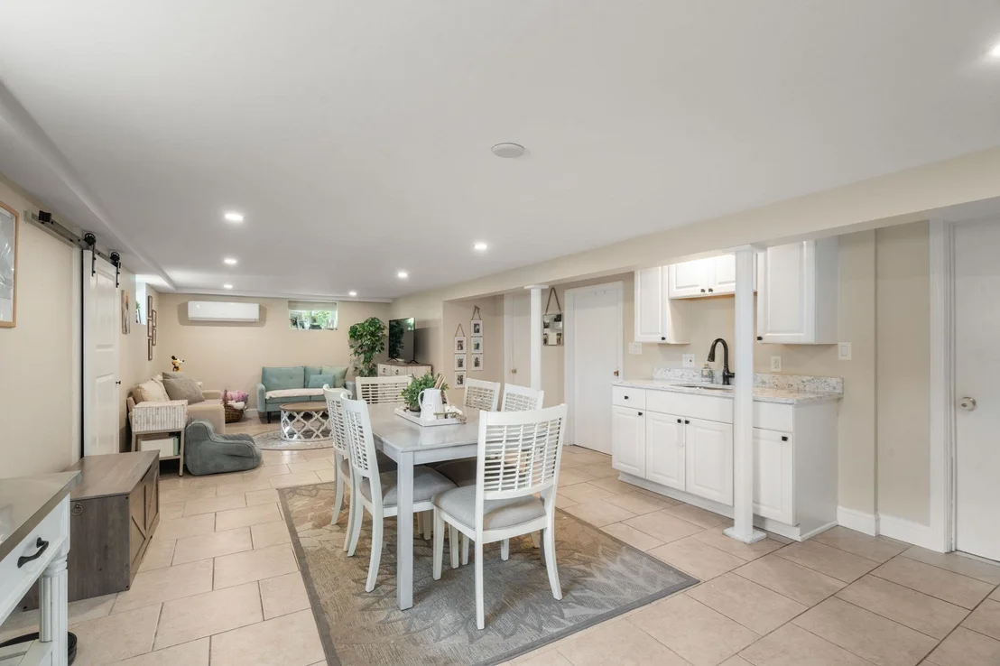 Photo of 175 Rumney Rd