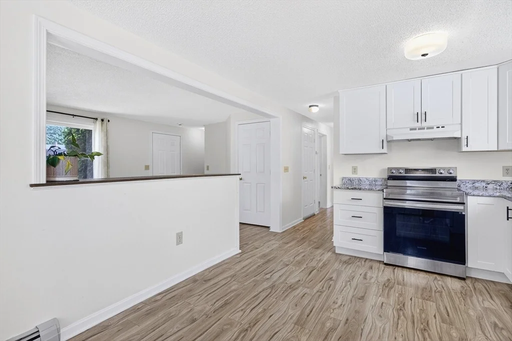 Photo of 32 Sarah Ln