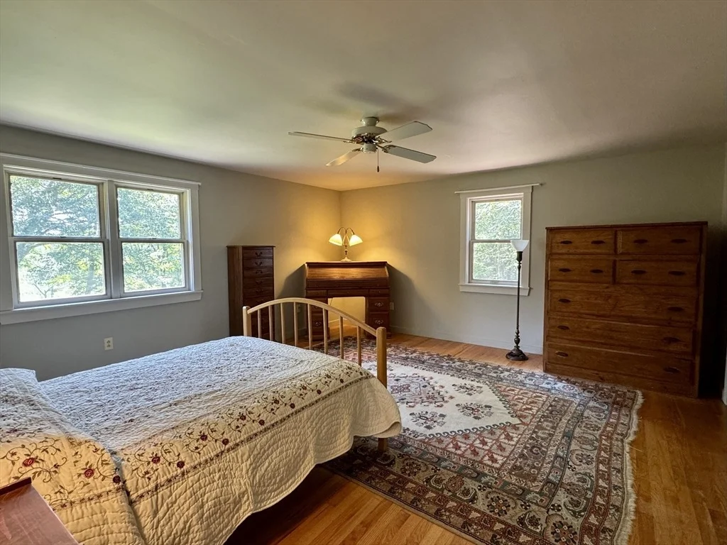 Photo of 1450 West Road
