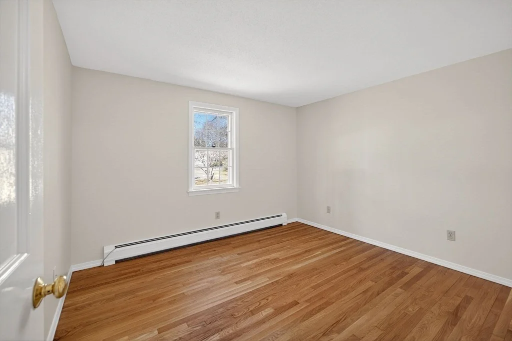 Photo of 493 Prince Hinckley Rd