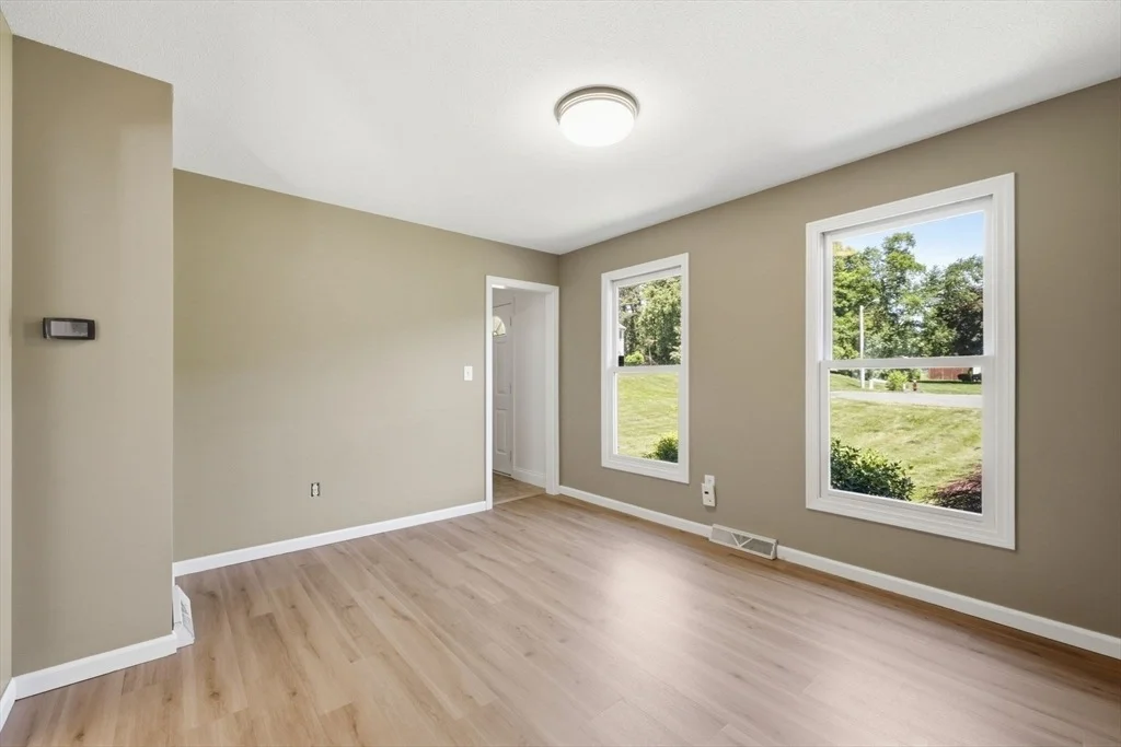 Photo of 30 Cara Ln