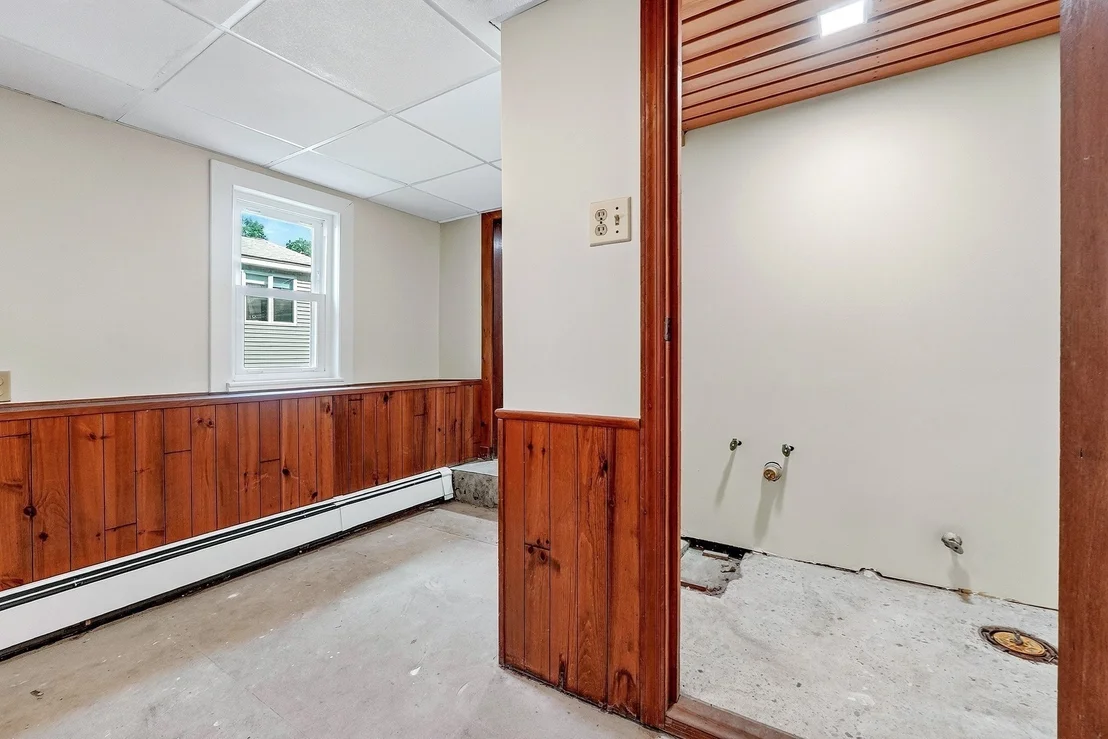 Photo of 83 Beacon Street